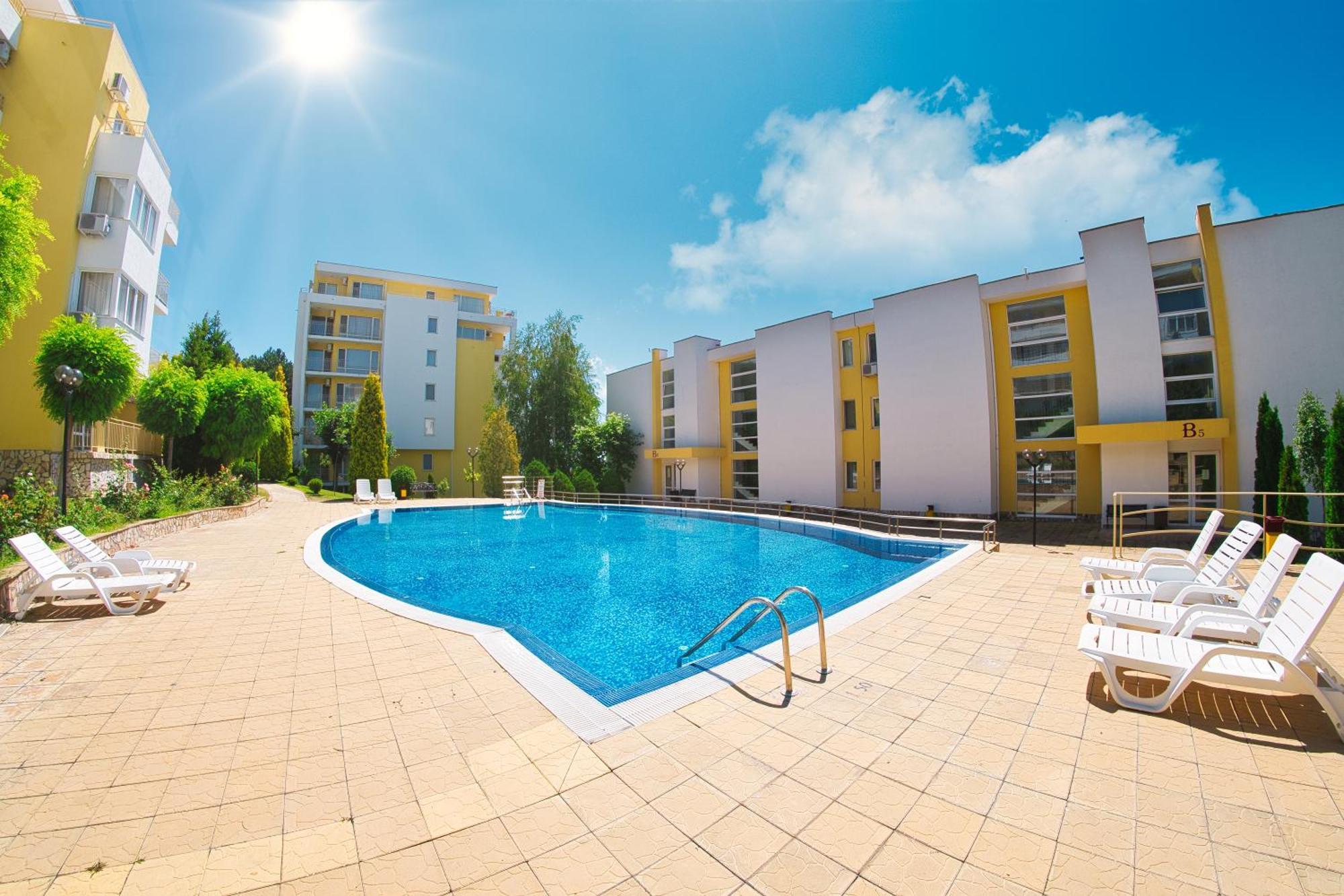 Crown Fort Club Свети-Влас Экстерьер фото