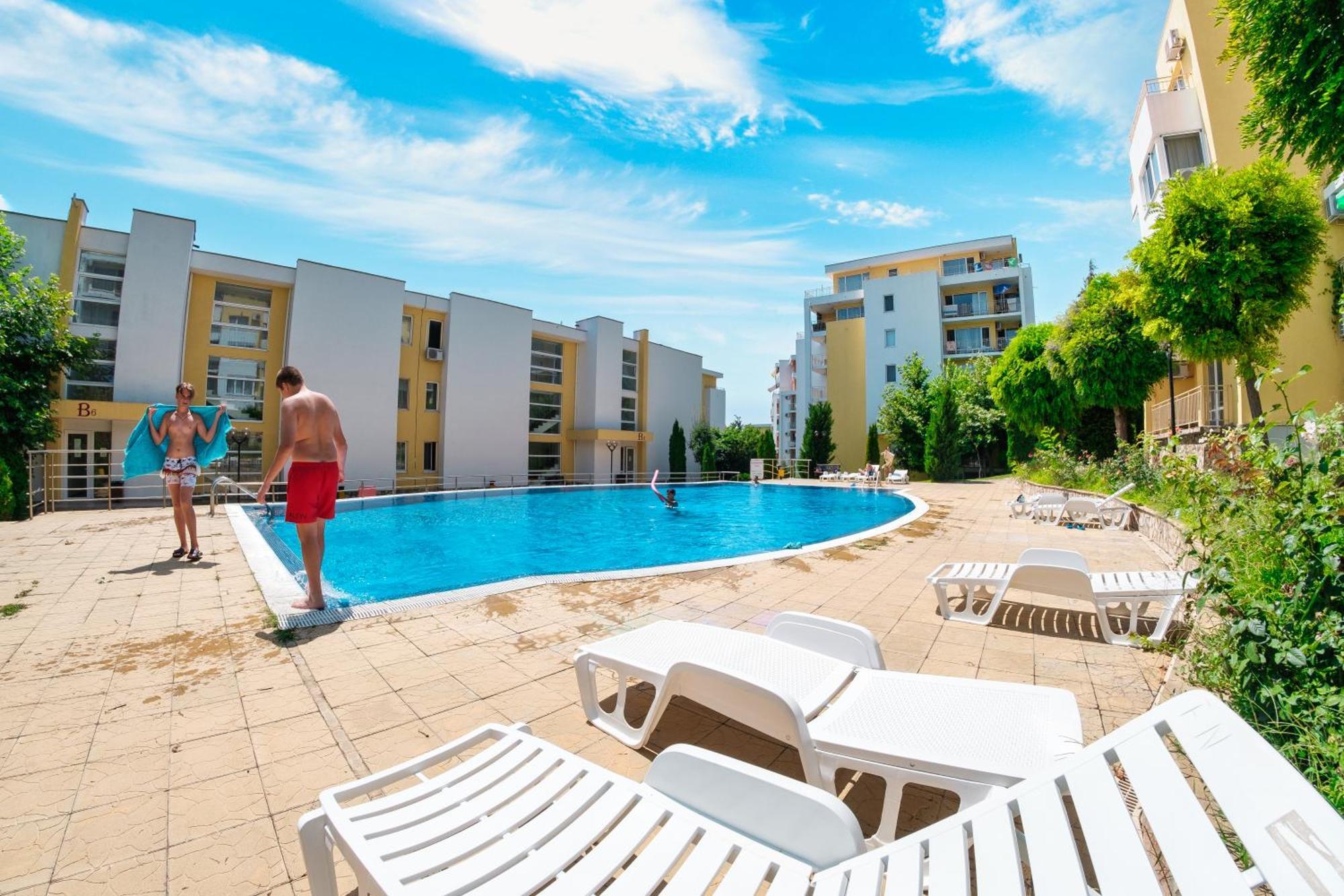 Crown Fort Club Свети-Влас Экстерьер фото