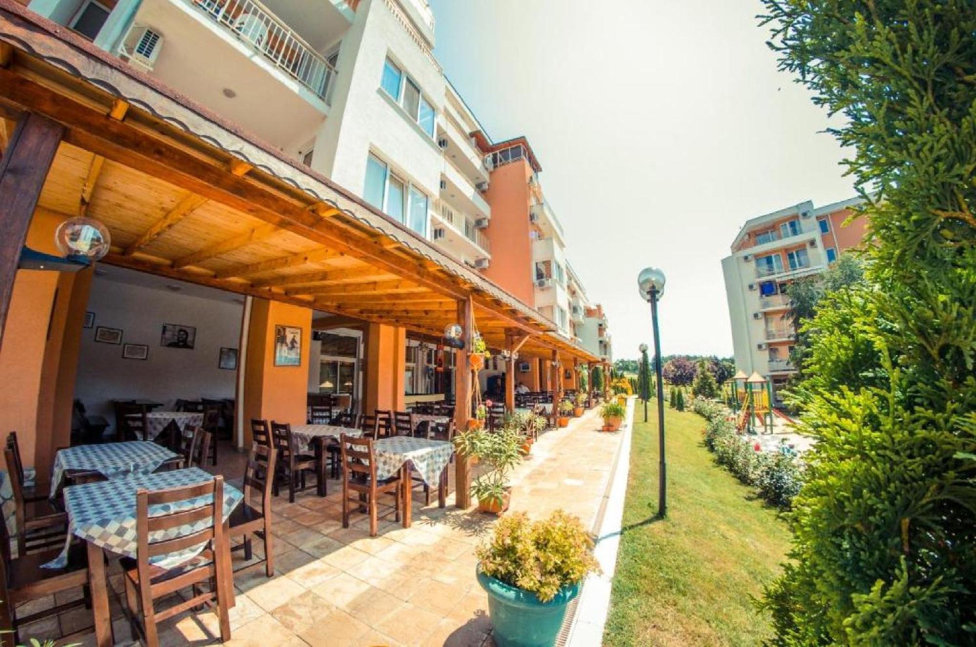 Crown Fort Club Свети-Влас Экстерьер фото